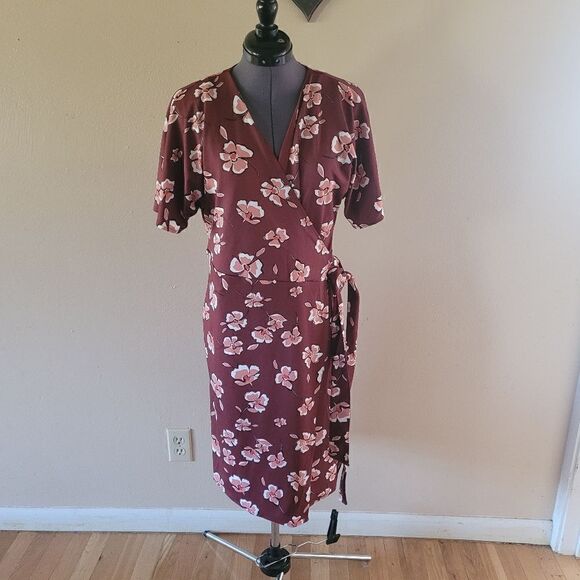 Alfani NWT ditzy wrap midi burgundy red floral flowy dress size Medium - Picture 2 of 8
